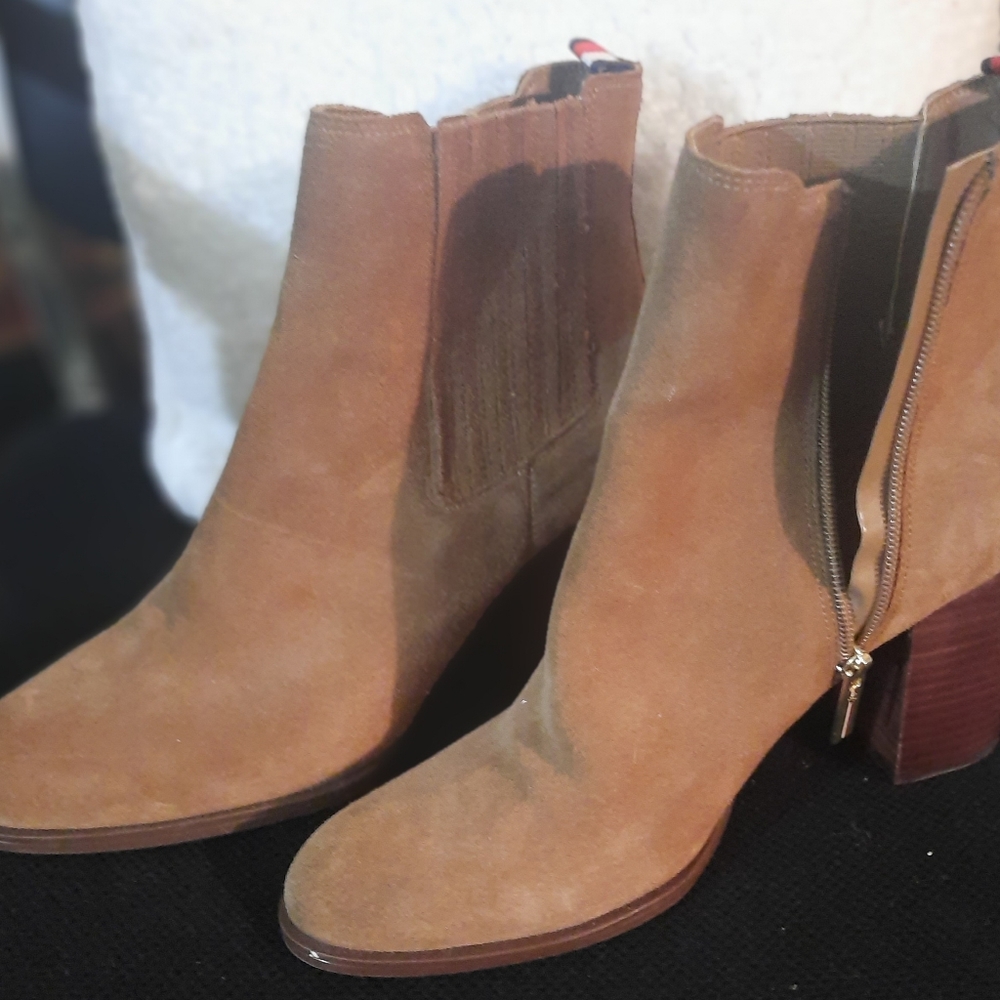 Tommy Hilfiger Women's Boots